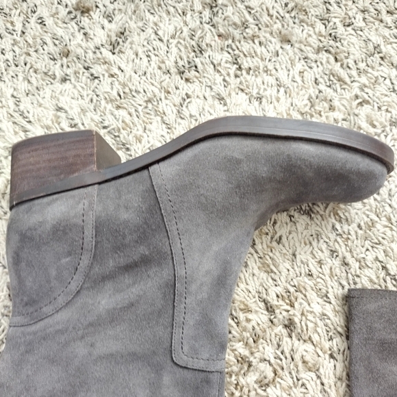 Lucky Brand hanover grey suede zipper boots sz 9 - Picture 2 of 10